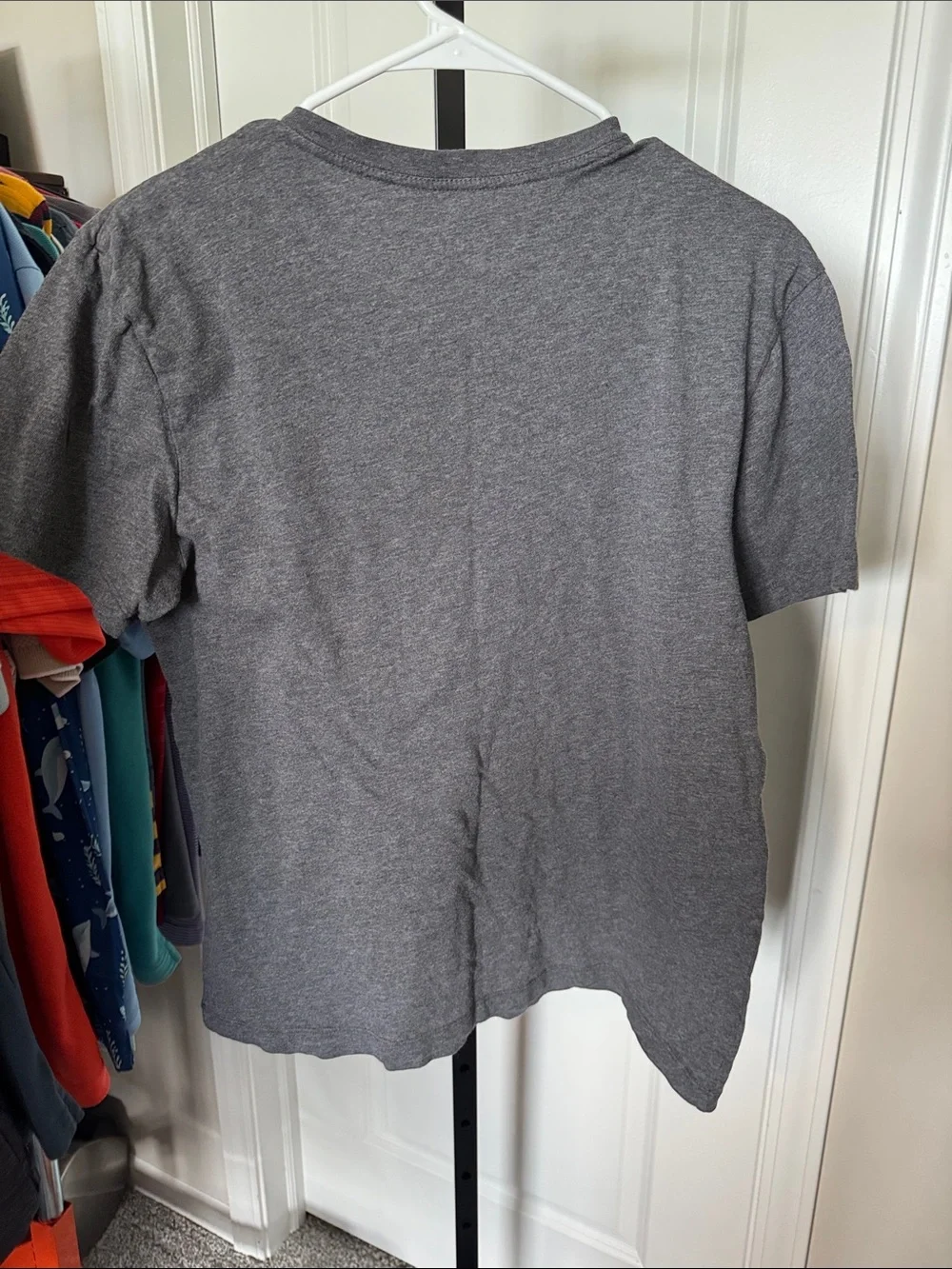 Banana Republic Men's Gray V-Neck Pima Cotton Tee